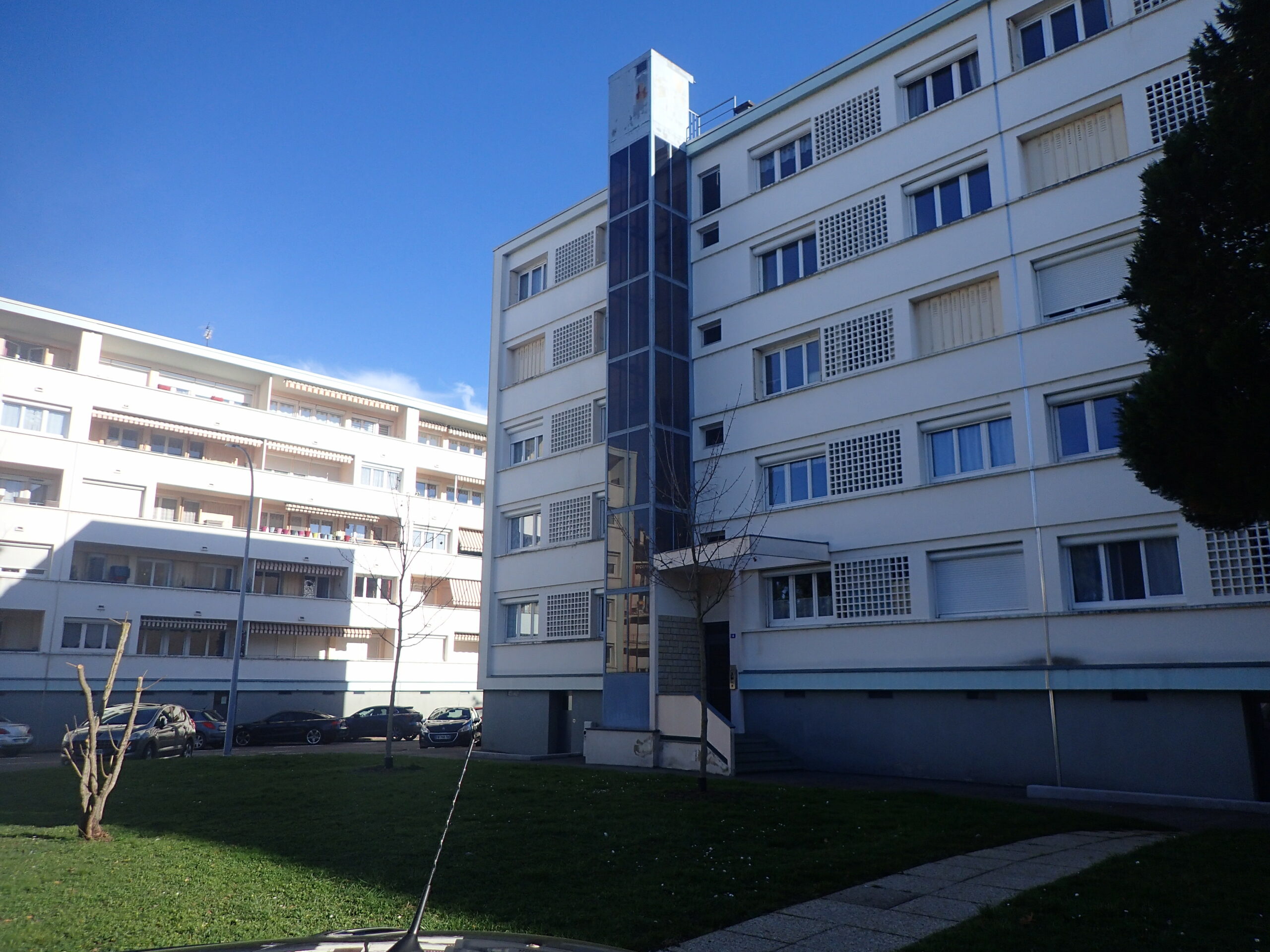 IMMEUBLE-ASCENSEUR-1
