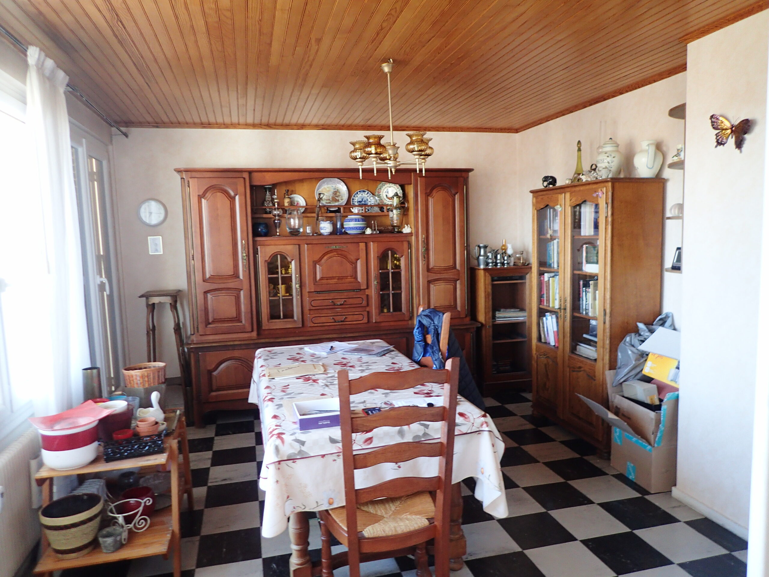 SALLE-a-MANGER